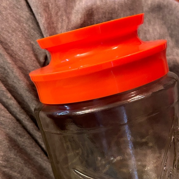 Vintage Anchor Hocking Lidded Daffodils Jar - Picture 9 of 9